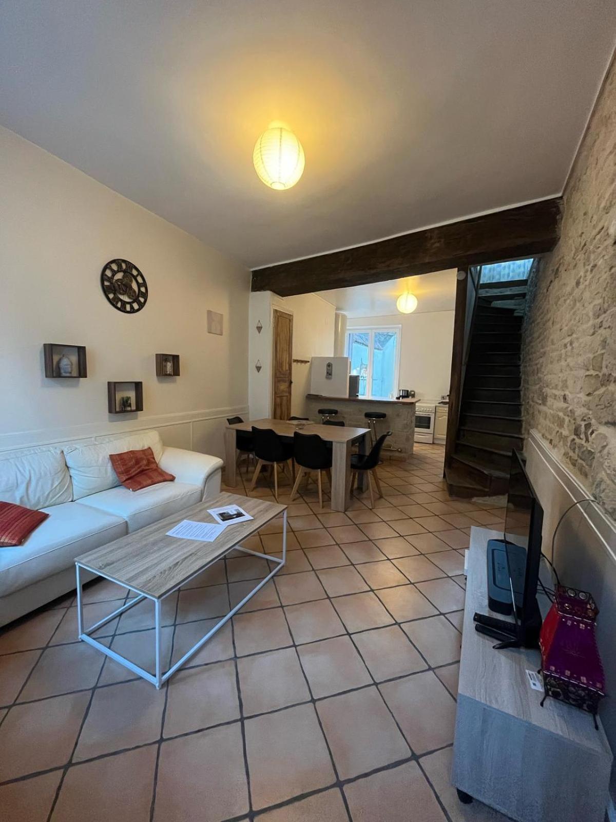 Le Gite Nivernais Varzy Exterior photo